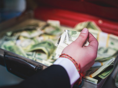 suitcase full of money bribe